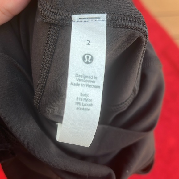 NWT LULULEMON Align Crop 23” Legging With Pockets Size:  2 - Picture 4 of 6